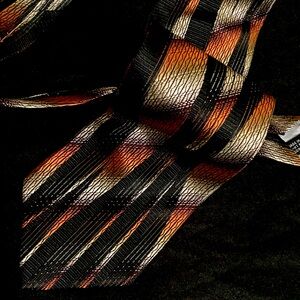 Jhane Barnes Platinum Jacquard All Silk Necktie Black Gold Bronze Amazing